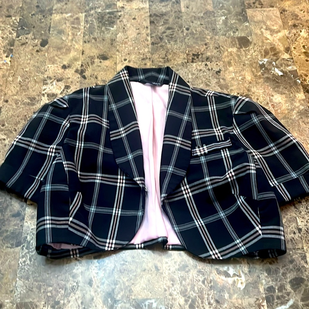 Short pink, black and white plaid blazer